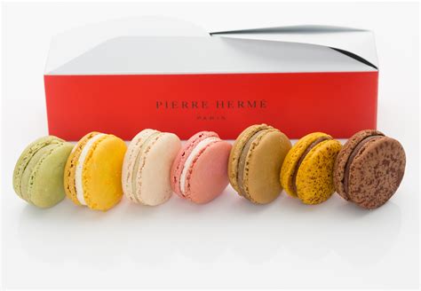 pierre herme macarons price